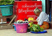 Myanmar: Steet vendor in Kawthoung